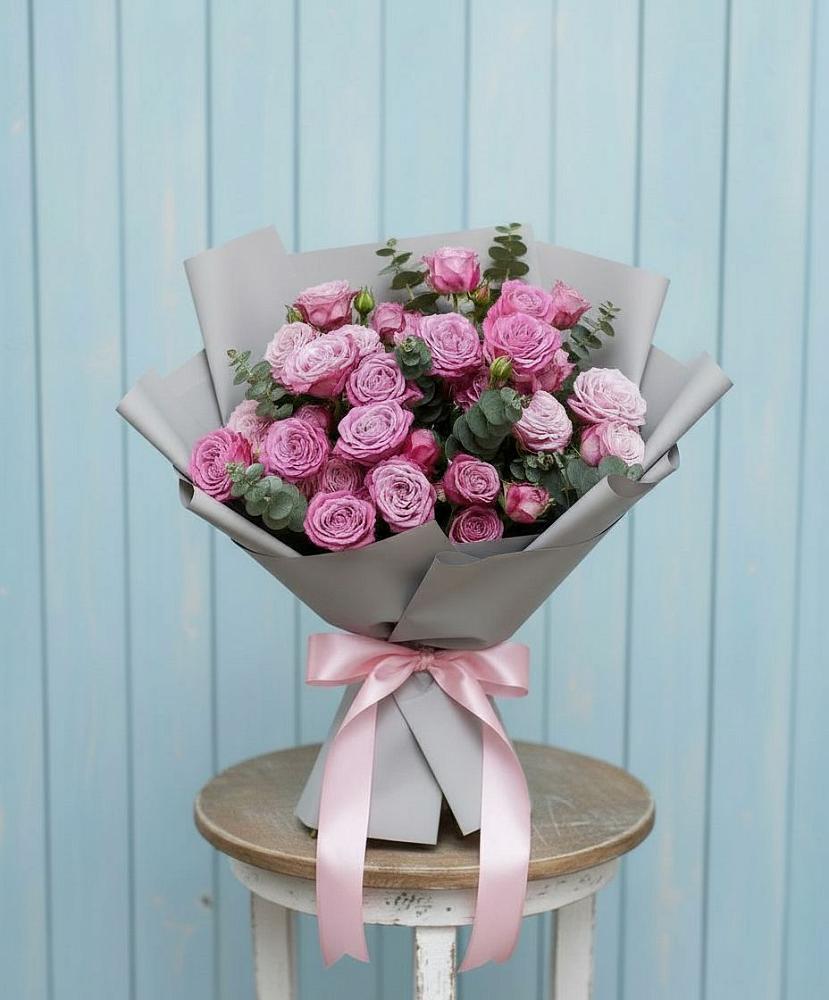 Букет цветов из: Розы в Яжелбицы