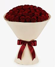 Букет 101 Бордовая роза Блэк Бакарра в Яжелбицы