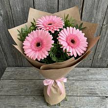 Букет цветов из:  Герберы в Яжелбицы