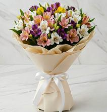 Букет цветов из:  Альстромерии в Яжелбицы